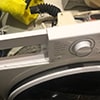 Фото стиральной машины в процессе ремонта